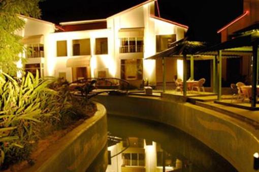 фото отеля Lahari Resorts