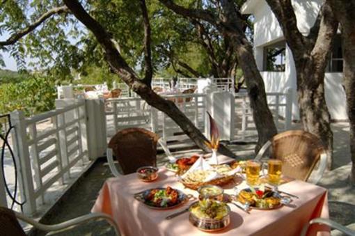 фото отеля Lahari Resorts