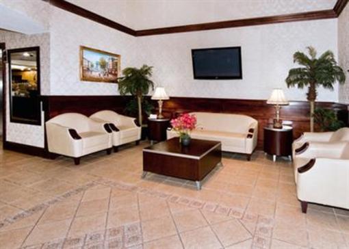 фото отеля Comfort Suites North Bergen