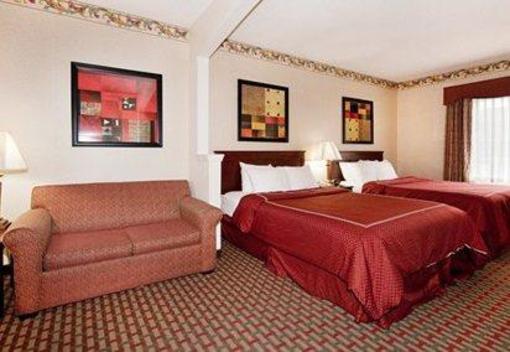 фото отеля Comfort Suites North Bergen