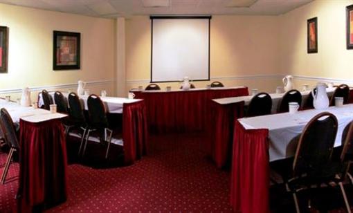 фото отеля Sailport Waterfront Suites