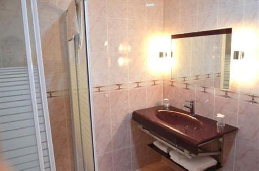 фото отеля Hotel Lutetia Lourdes