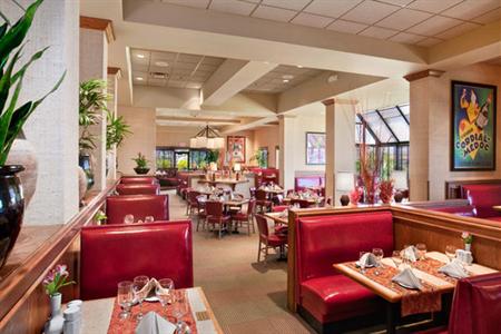 фото отеля Hilton Wichita Airport