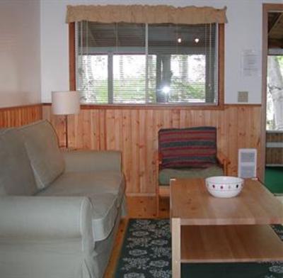 фото отеля Birch Cliff Lodge on Baptiste Lake