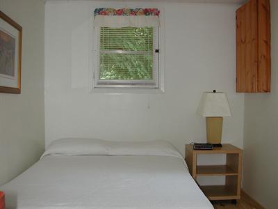 фото отеля Birch Cliff Lodge on Baptiste Lake