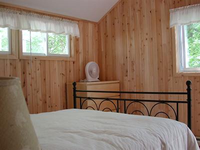 фото отеля Birch Cliff Lodge on Baptiste Lake