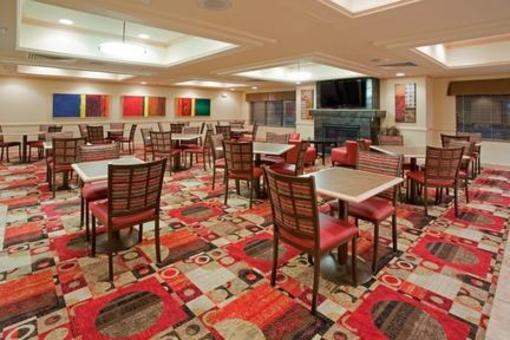 фото отеля Holiday Inn Express Hotel & Suites West Valley City - Waterpark