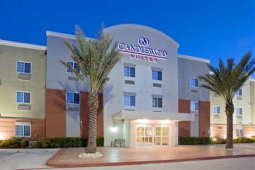 фото отеля Candlewood Suites Houston NW - Willowbrook