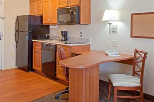 фото отеля Candlewood Suites Houston NW - Willowbrook