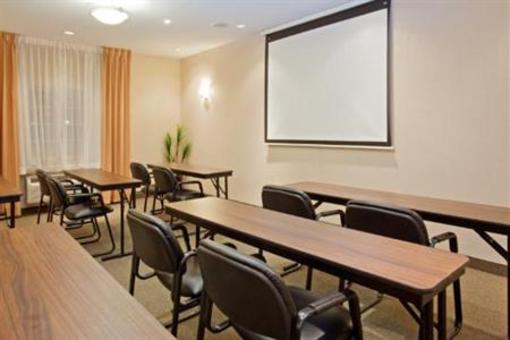 фото отеля Candlewood Suites Houston NW - Willowbrook