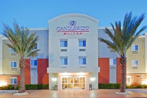 фото отеля Candlewood Suites Houston NW - Willowbrook