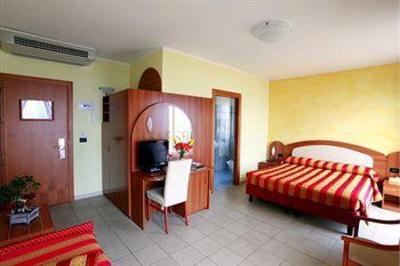 фото отеля Piccolo Hotel Diano Marina