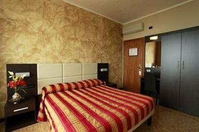фото отеля Piccolo Hotel Diano Marina