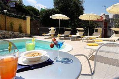 фото отеля Piccolo Hotel Diano Marina