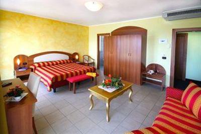 фото отеля Piccolo Hotel Diano Marina