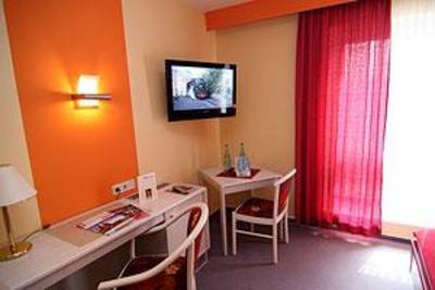 фото отеля Hotel Märkischer Hof Luckenwalde