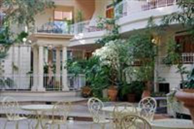 фото отеля Sefton Hotel