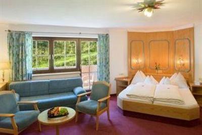 фото отеля Hotel Sonne Saalbach-Hinterglemm