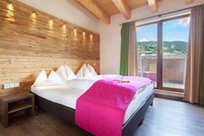 фото отеля Hotel Sonne Saalbach-Hinterglemm