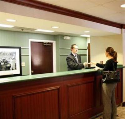 фото отеля Hampton Inn Birmingham / Mountain Brook