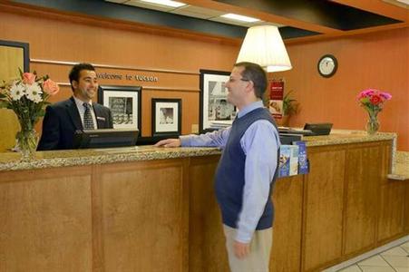 фото отеля Hampton Inn Tucson-Airport