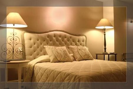 фото отеля Hotel Du Clos Le Rouret