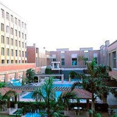 фото отеля Life Hotel Ludhiana
