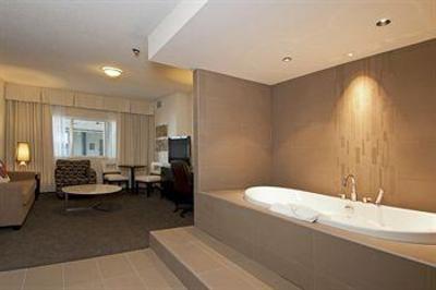 фото отеля Travelodge Hotel Mountview Kamloops