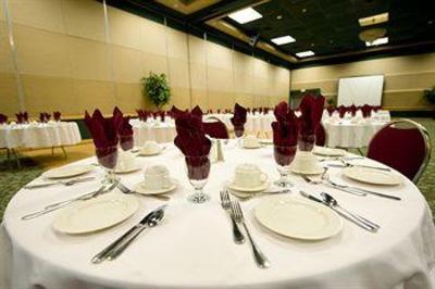фото отеля Travelodge Hotel Mountview Kamloops