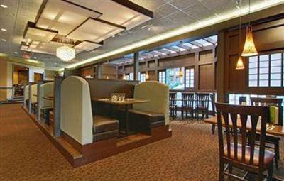 фото отеля Travelodge Hotel Mountview Kamloops