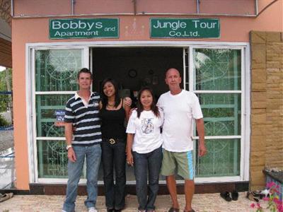 фото отеля Bobbys Apartment and Jungle Tours