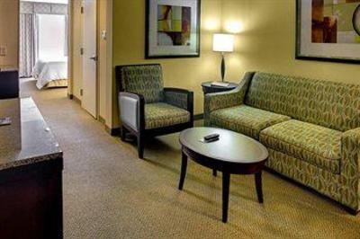 фото отеля Hilton Garden Inn Richmond Airport