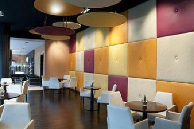 фото отеля Holiday Inn Zurich Messe