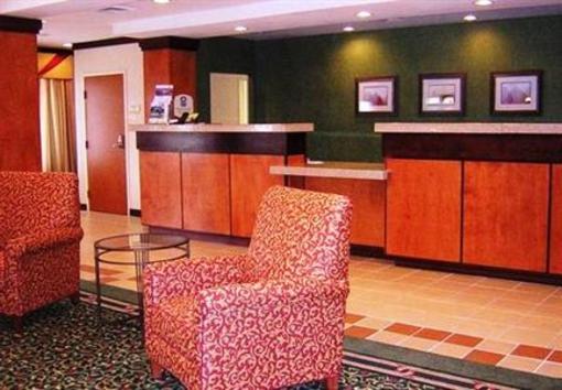 фото отеля Fairfield Inn and Suites Marianna