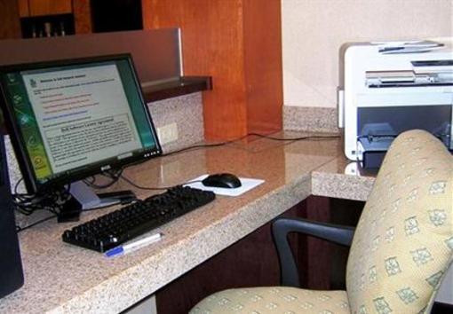 фото отеля Fairfield Inn and Suites Marianna