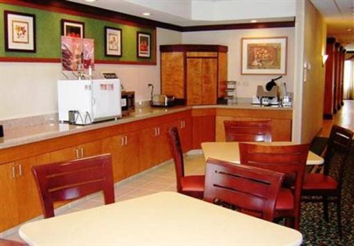 фото отеля Fairfield Inn and Suites Marianna