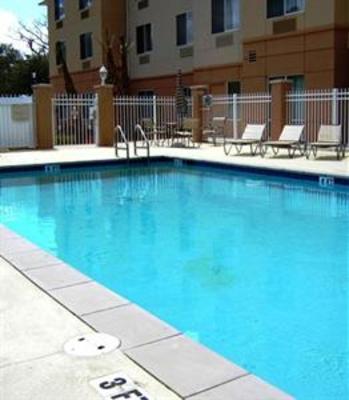 фото отеля Fairfield Inn and Suites Marianna
