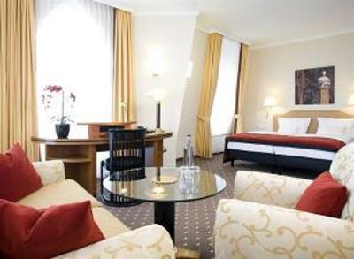 фото отеля Steigenberger Hotel Bad Homburg
