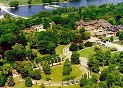 фото отеля Historical Herrenkrug Parkhotel an der Elbe
