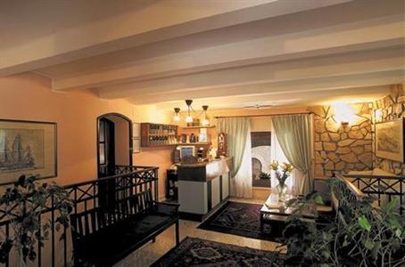фото отеля Albergo Domus Mariae