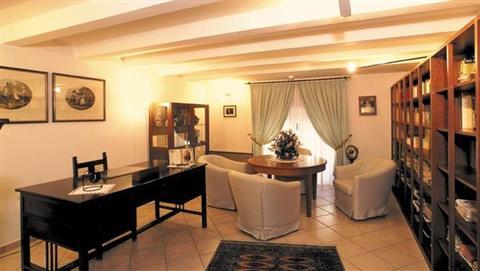 фото отеля Albergo Domus Mariae