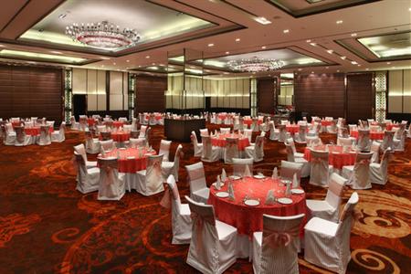 фото отеля Crowne Plaza Hotel New Delhi Rohini