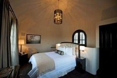фото отеля Montecito Inn