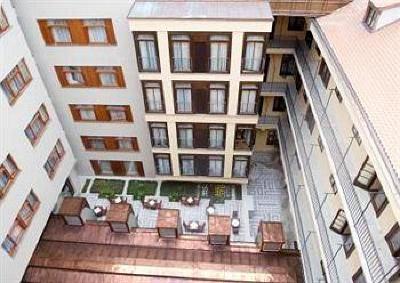 фото отеля BEST WESTERN Premier Hotel Majestic Plaza