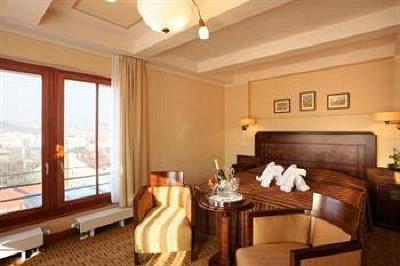 фото отеля BEST WESTERN Premier Hotel Majestic Plaza
