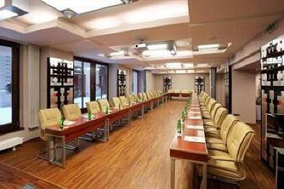 фото отеля BEST WESTERN Premier Hotel Majestic Plaza