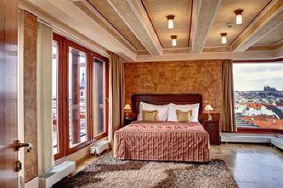 фото отеля BEST WESTERN Premier Hotel Majestic Plaza