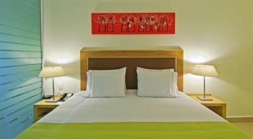 фото отеля Holiday Inn Express Manzanillo