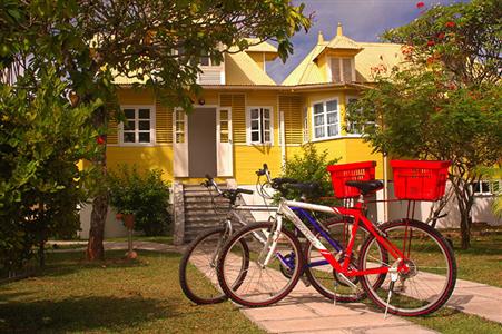 фото отеля La Digue Island Lodge