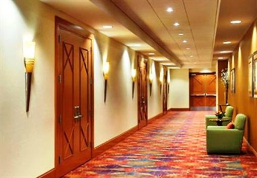 фото отеля Boston Marriott Newton